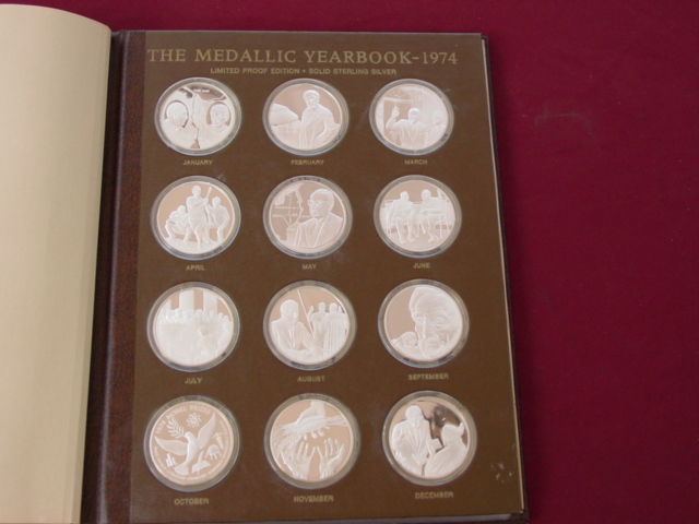 Franklin Mint Medallic Yearbook Medals 1974